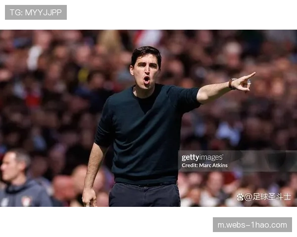 伯恩茅斯攻守平衡但缺乏爆点,伊劳拉战术改革进入平台期